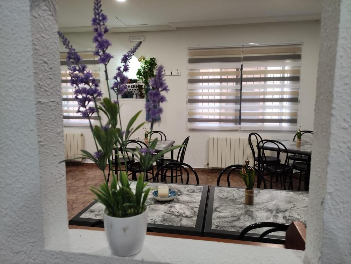 Hostal Restaurante El Abad Abadía Kültér fotó